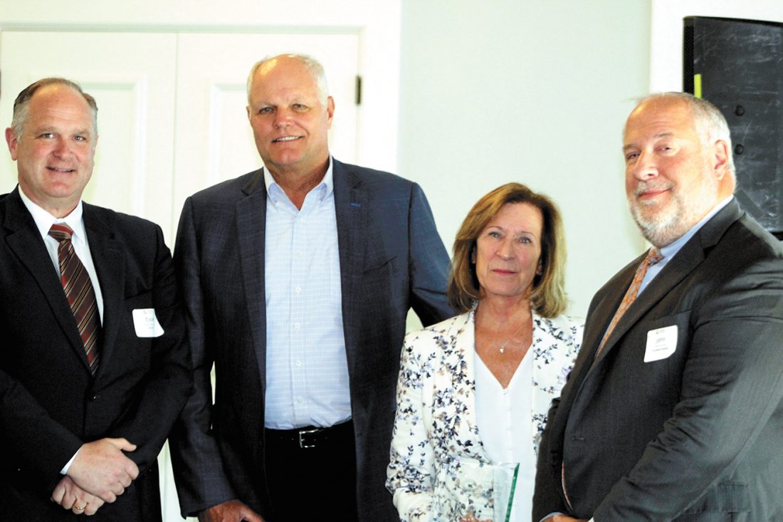 Chamber bestows Eminence Awards upon top Nashua leaders; speakers offer